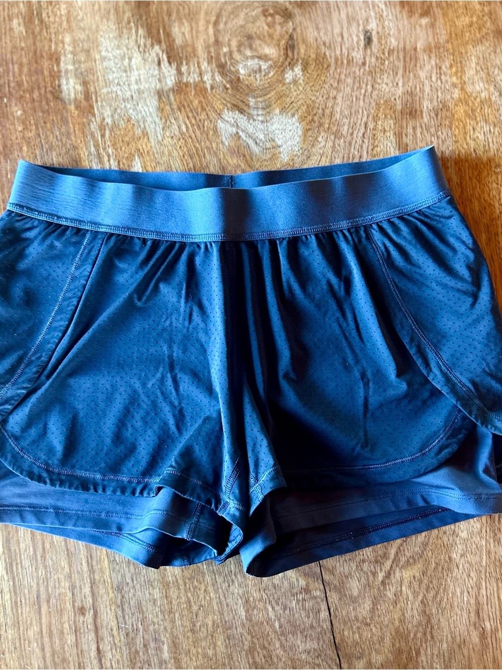 Lucy Tech 2-in-1 Shorts Medium Black Running Training Liner Stretchy Workout Gym